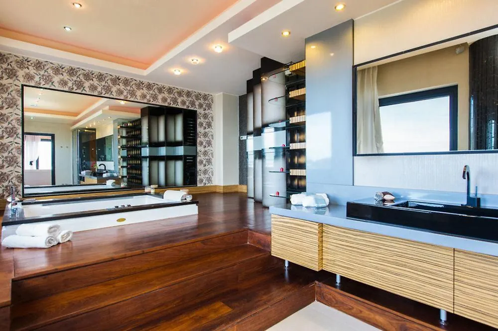 Apartment Villa Efzin Livadi  Greece